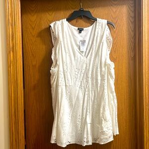 Torrid white eyelet ruffle sleeve babydoll blouse size 4